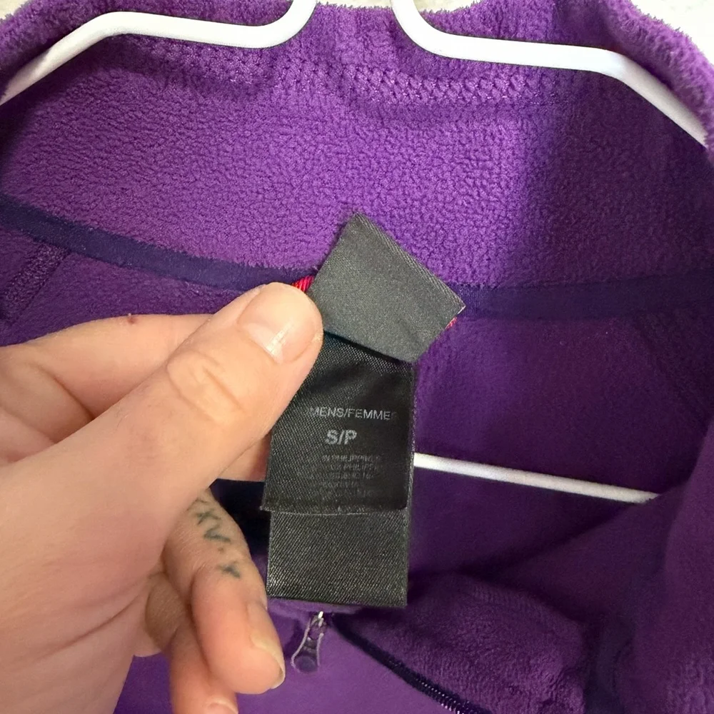 3/$15 The North Face Vibrant Purple Fleece Jacket - Picture 4 of 4
